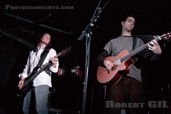 STUCK IN THE SOUND - 2005-05-09 - PARIS - Batofar - 